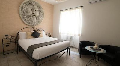 Mirabilia Guest House