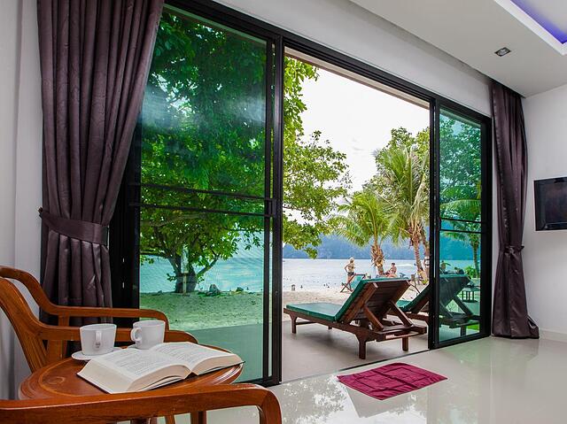 PARADISE RESORT PHI PHI