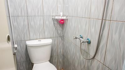 Oyo 2088 Grha Blue Sky Syariah