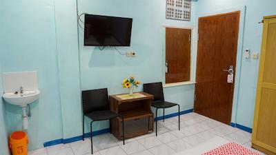 Oyo 2088 Grha Blue Sky Syariah