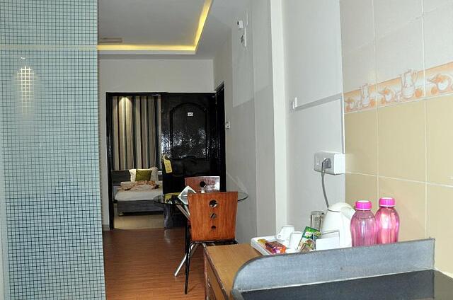 Fabhotel Magnus Calypso Viman Nagar