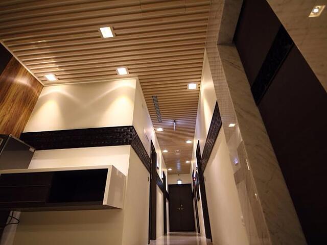 Leesing Hotel