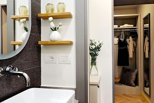 Roma Five Suites