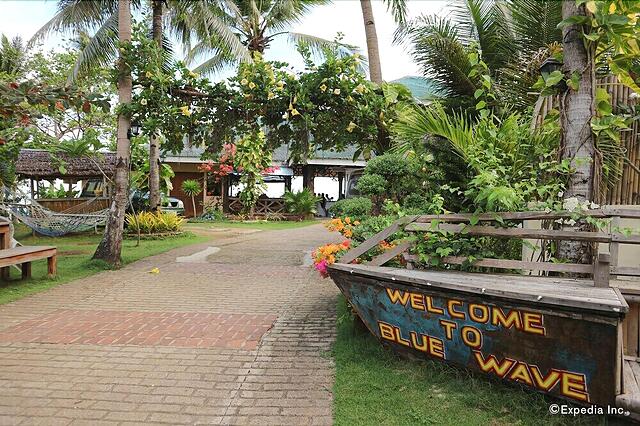 Blue Wave Inn Beach Resort Restaurant