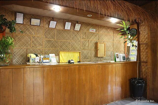 Blue Wave Inn Beach Resort Restaurant