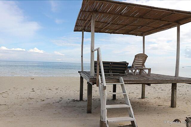 Blue Wave Inn Beach Resort Restaurant