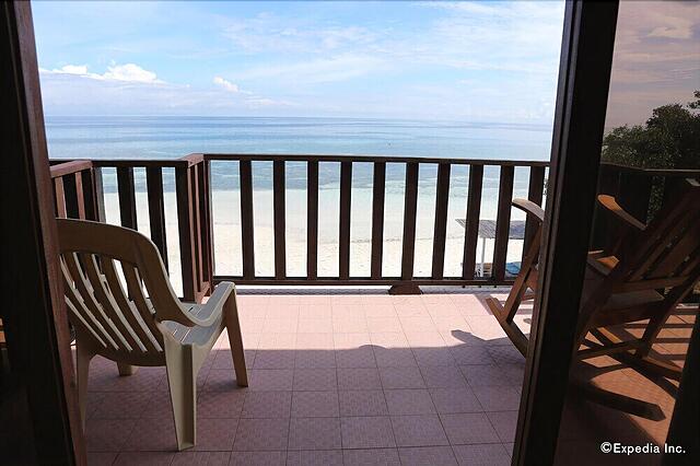 Blue Wave Inn Beach Resort Restaurant