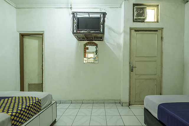Spot On 2054 Hotel Arimbi 3