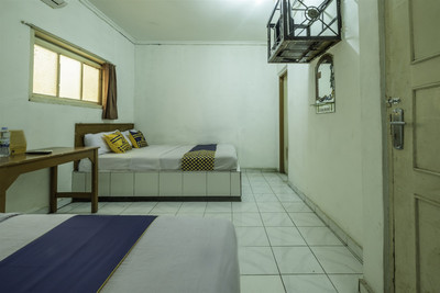 Spot On 2054 Hotel Arimbi 3