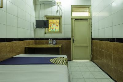 Spot On 2054 Hotel Arimbi 3