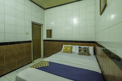 Spot On 2054 Hotel Arimbi 3