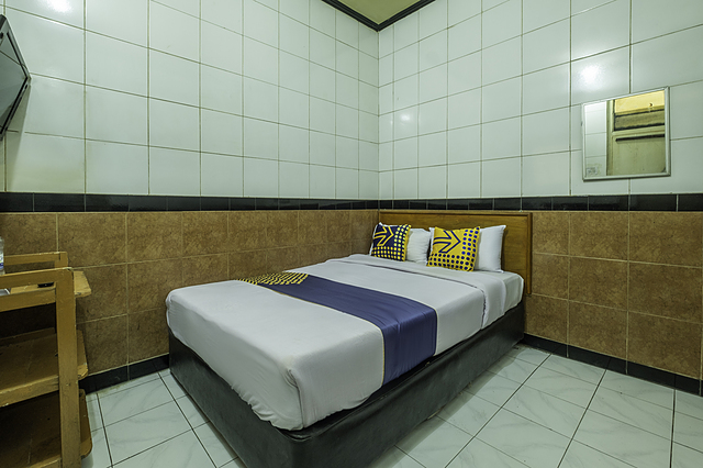 Spot On 2054 Hotel Arimbi 3
