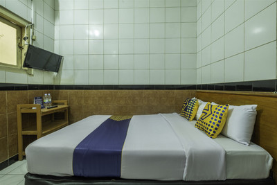 Spot On 2054 Hotel Arimbi 3