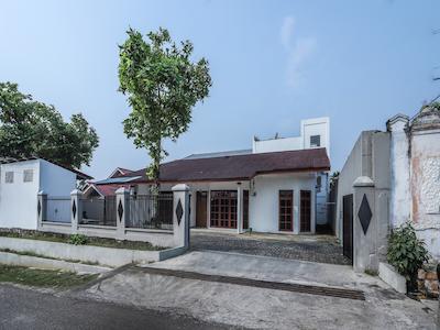 Oyo 1582 Bungo Guest House