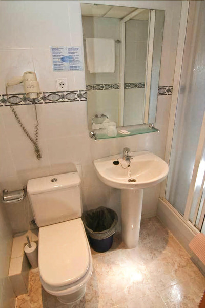 Hostal Baler