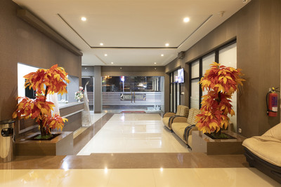 Oyo 1977 Harvest Residence