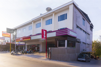Oyo 1977 Harvest Residence