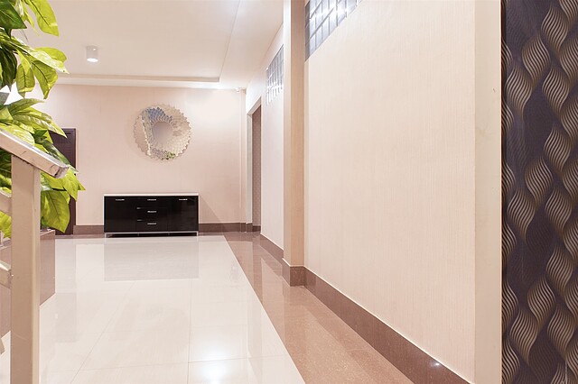 Oyo 1977 Harvest Residence