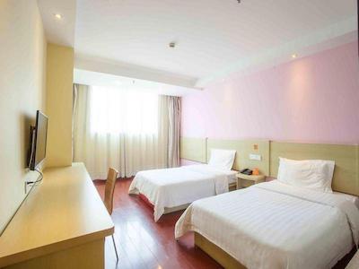 7 DAYS INN JINAN JINAN UNIVERSITY JIWEI ROAD BRANC
