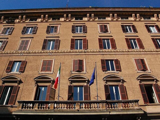Art Seven Roma