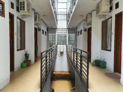 OYO 569 Cigadung Guest House