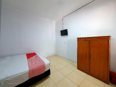OYO 569 Cigadung Guest House