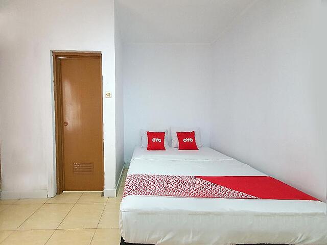OYO 569 Cigadung Guest House