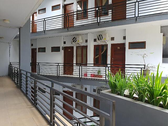 OYO 569 Cigadung Guest House