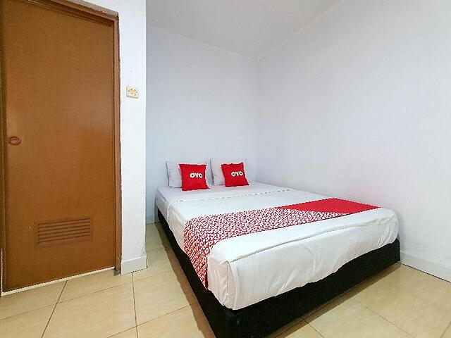 OYO 569 Cigadung Guest House