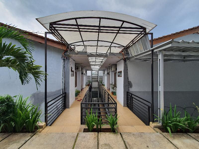 OYO 569 Cigadung Guest House