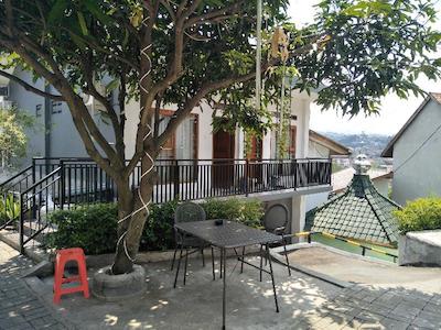 OYO 569 Cigadung Guest House