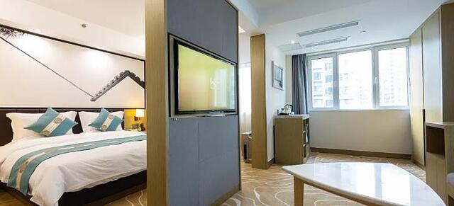 WORLD HOTEL (JINAN GAOXIN AOTI)