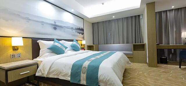 WORLD HOTEL (JINAN GAOXIN AOTI)