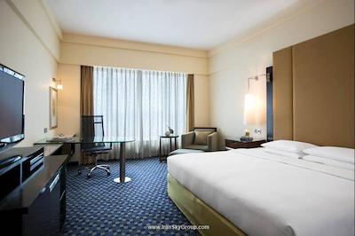 رنسانس مومبای کانونشن سنتر هتل