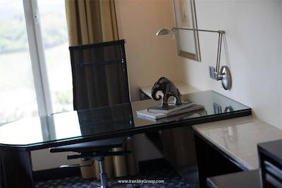 رنسانس مومبای کانونشن سنتر هتل