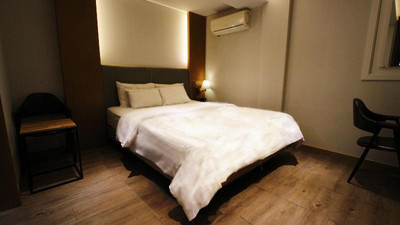 Demian Hotel