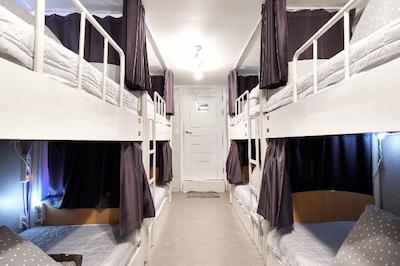 JUN GUESTHOUSE HONGDAE