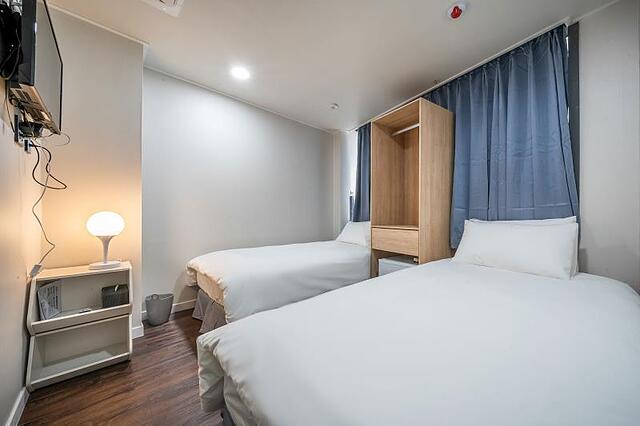 MAYONE HOTEL