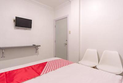 Oyo 487 Gajah Mada Hotel