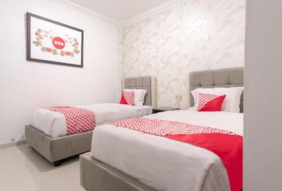 Oyo 487 Gajah Mada Hotel