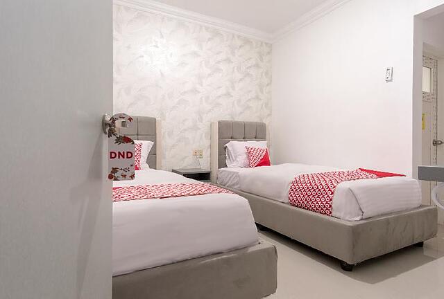 Oyo 487 Gajah Mada Hotel