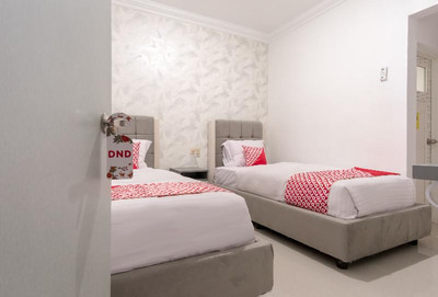 Oyo 487 Gajah Mada Hotel