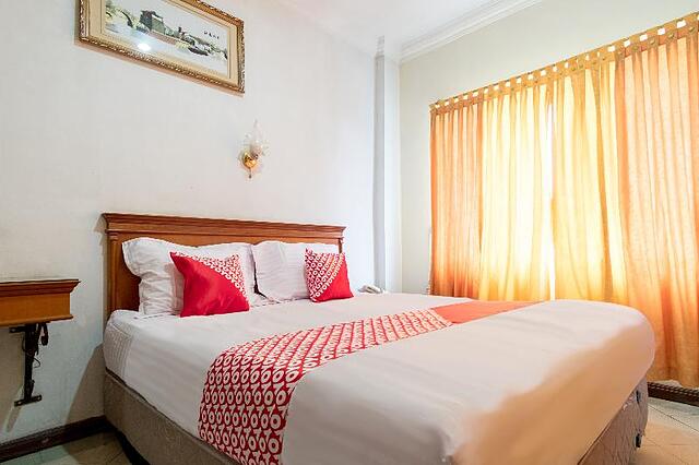 Oyo 487 Gajah Mada Hotel