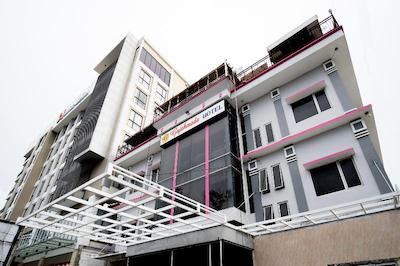 Oyo 487 Gajah Mada Hotel