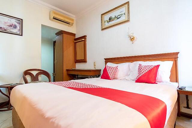 Oyo 487 Gajah Mada Hotel