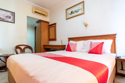 Oyo 487 Gajah Mada Hotel