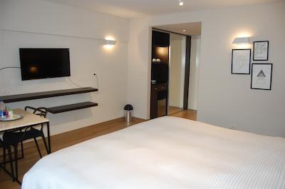 AVELLANEDA APARTS & SUITES