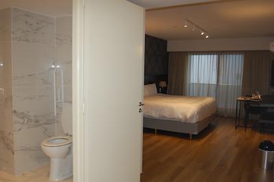 AVELLANEDA APARTS & SUITES