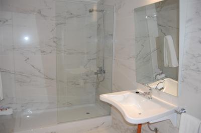 AVELLANEDA APARTS & SUITES