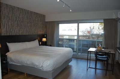 AVELLANEDA APARTS & SUITES